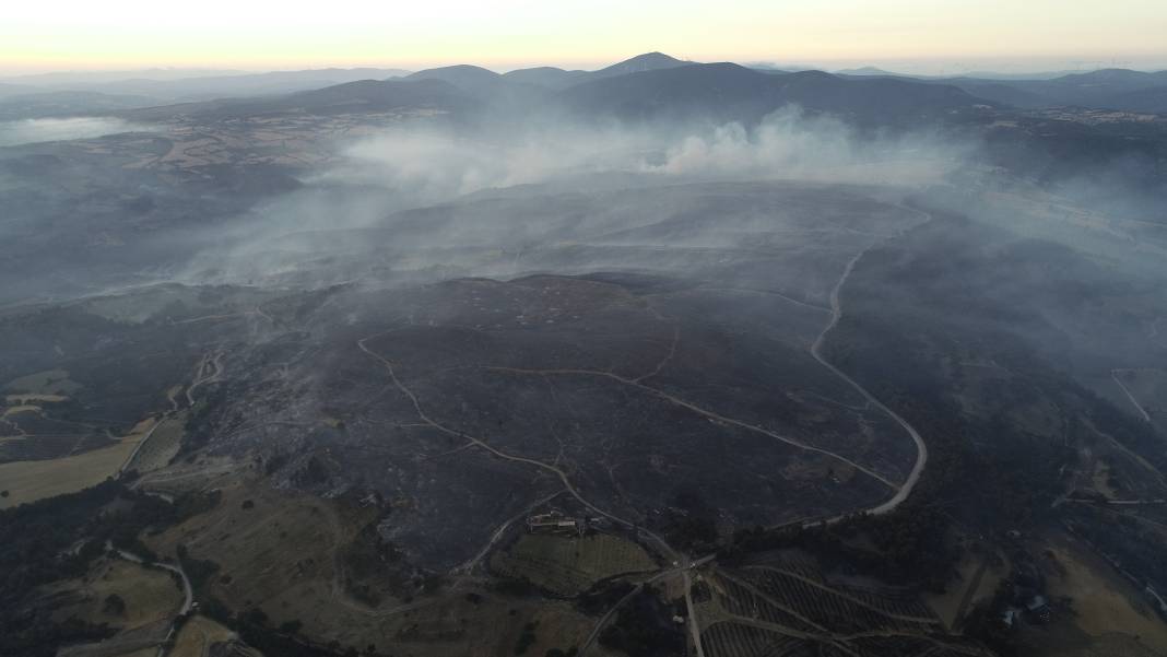 Çanakkale'deki orman yangını 39 saattir sürüyor 16